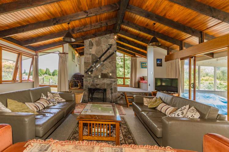 67 State Highway 49 Ohakune_8