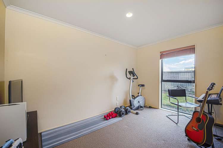 8 Crombie Green Northwood_13