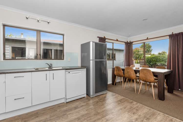 7 Duckworth Crescent Greenmeadows_5