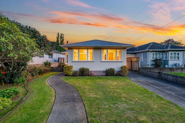 28 Golf Road Manor Park_22