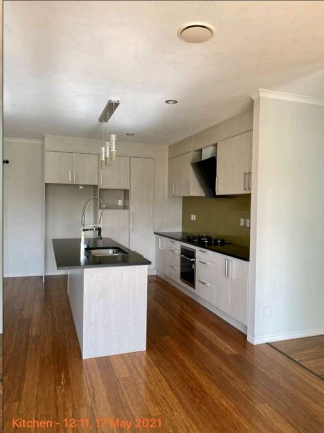 767 Runciman Road Runciman_2