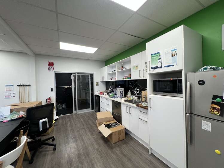 Level 1/252 252 Dominion Road Mount Eden_1