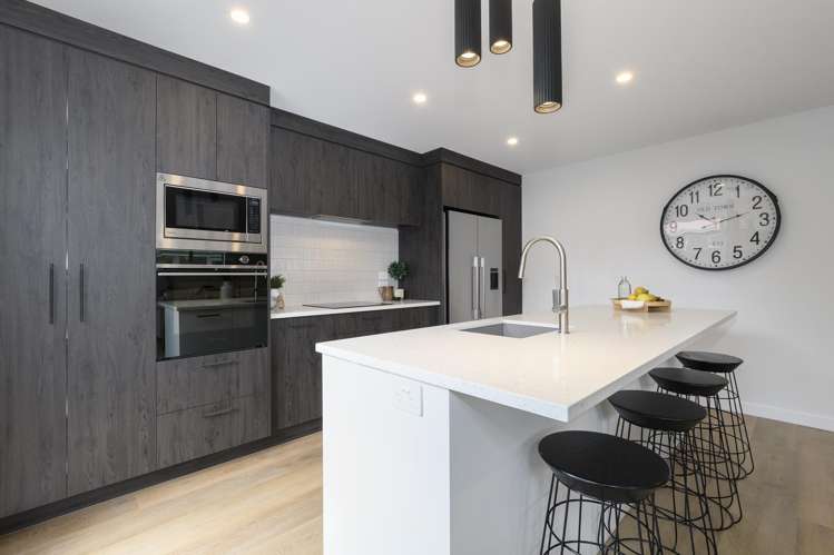 90A Grace Road Avenues_6