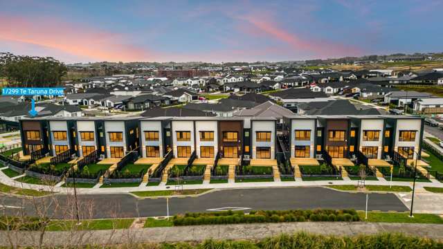 Sun-Filled End Unit with Reserve Views