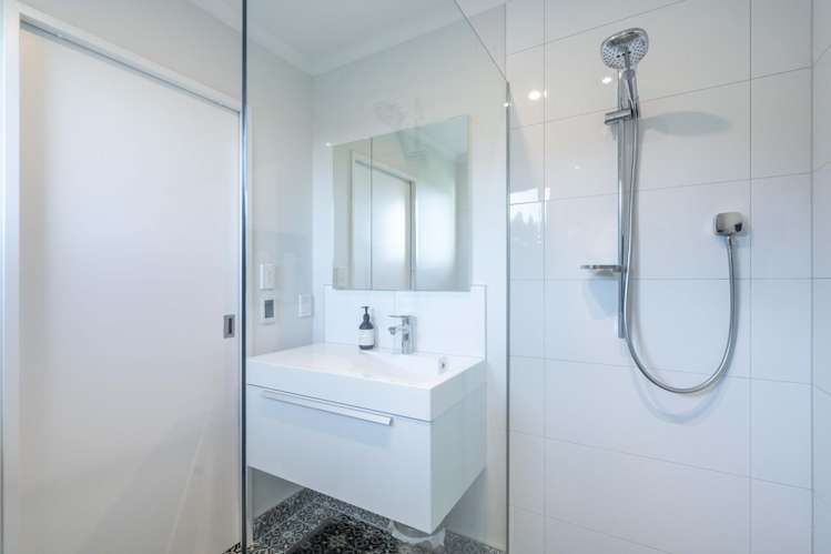 400 Orion Road West Makarewa_11