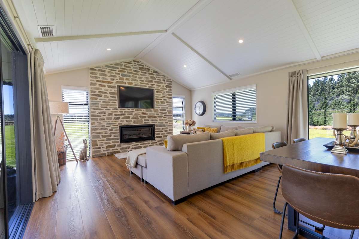 17/543 Zig Zag Road_1