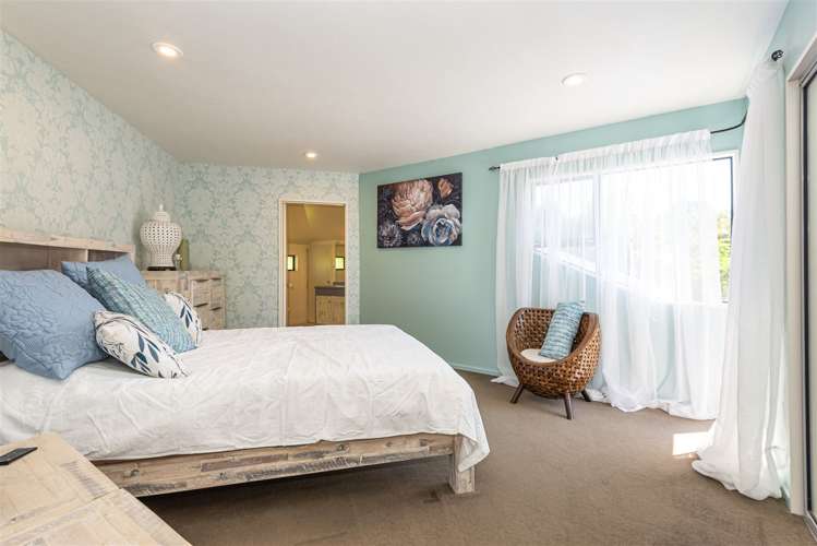 8 Glenbrae Place Loburn_10