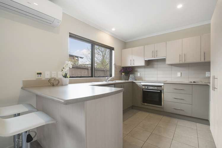 8 Carisbrook Crescent Papakura_5