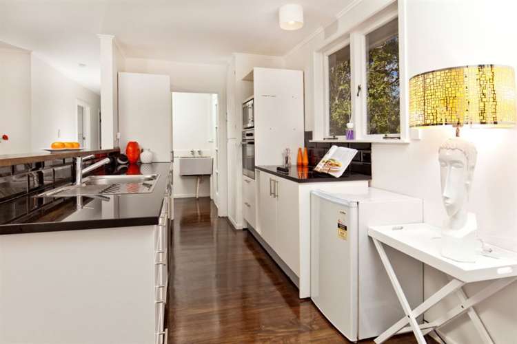 10 Cobham Crescent Kelston_6