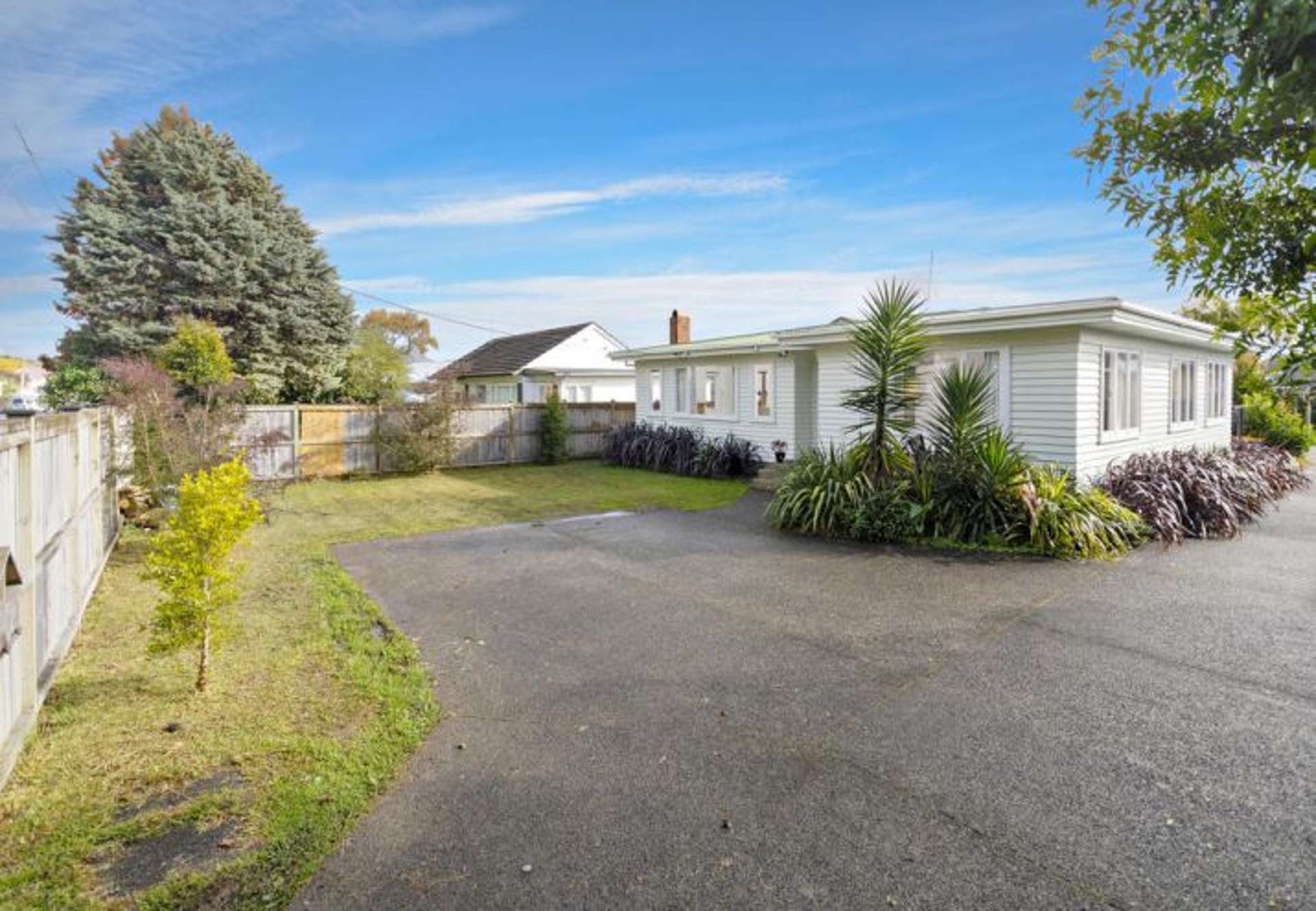 401 West Coast Road Glen Eden_0