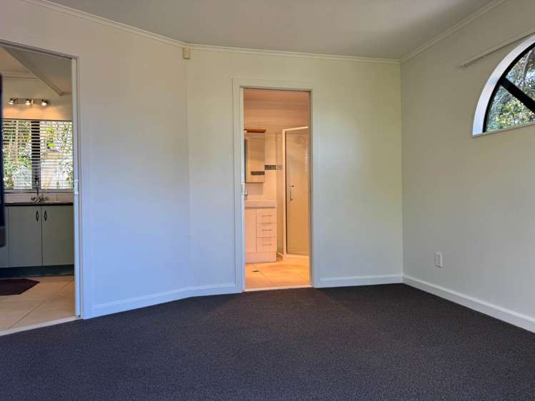 51A South Lynn Road Titirangi_9