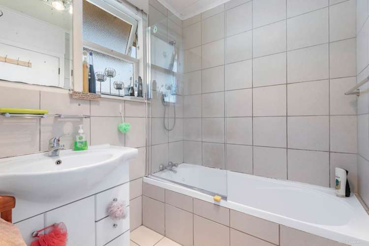 67 Smiths Avenue Papakura_13