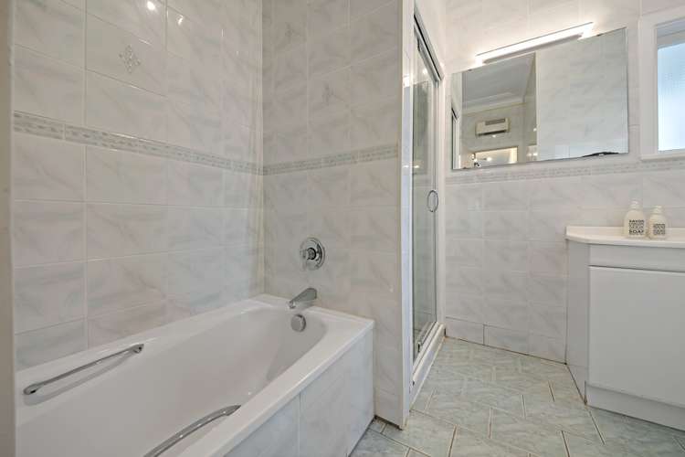 4 Bloomfield Place Epsom_16