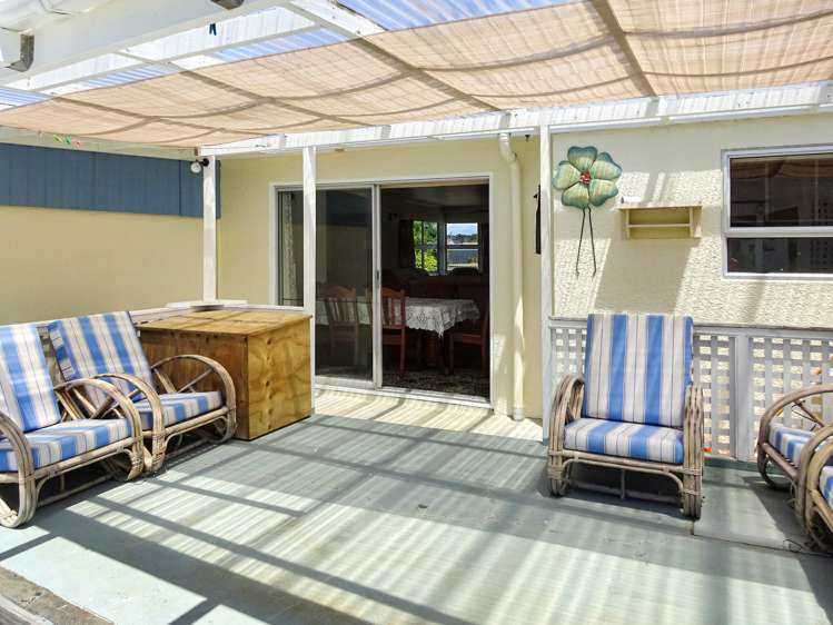 7 Hennessy Street West Foxton Beach_19