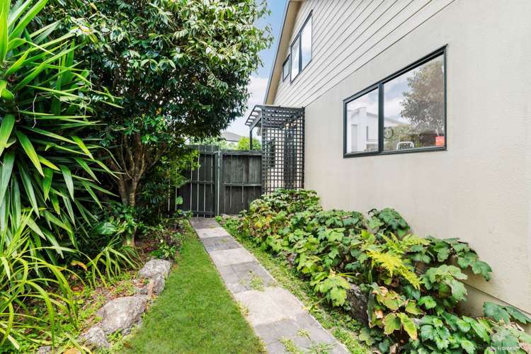 110b Mcleod Road Te Atatu South_11