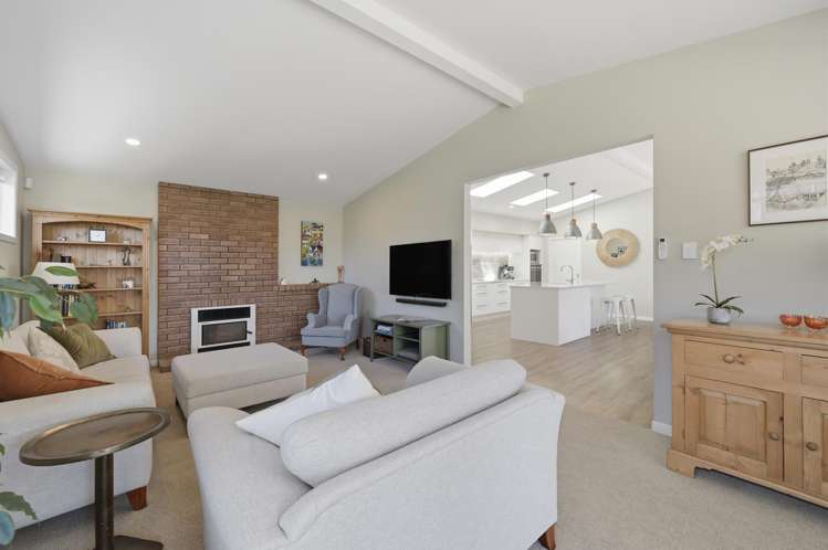 77B Beach Road Otumoetai_2