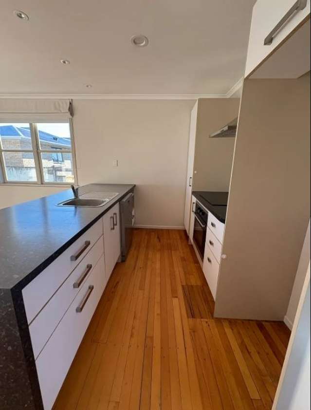 49A Crane Street 11229_4