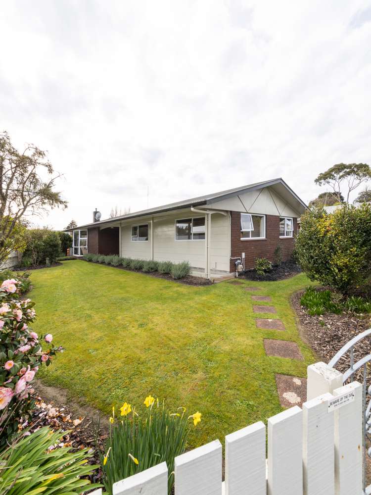 14 Ferndale Place Feilding_9