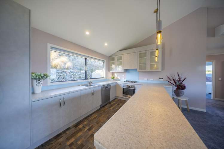 454D/Te Anau Milford Hwy Te Anau_15