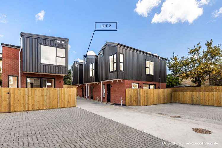 2/24 Carnoustie Drive Wattle Downs_21