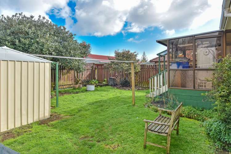 1/22 Grove Road Papakura_10