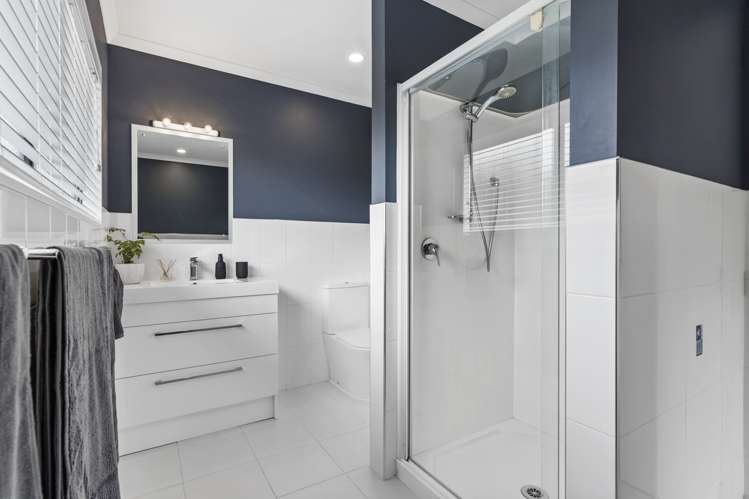 8 Toomer Place Beachlands_23