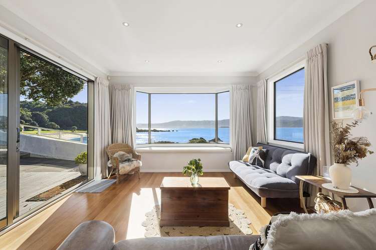 493 Karaka Bay Road_4