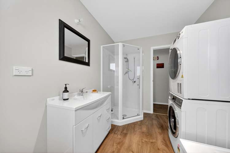 5528 Masterton Castlepoint Road Castlepoint_15