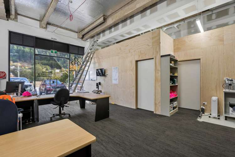 36/135 Hallenstein Street Queenstown_4