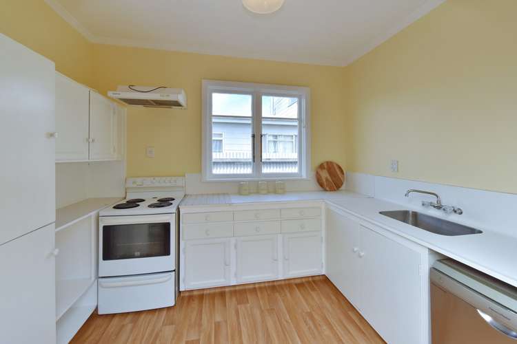 77 Dunns Avenue The Pines Beach_9