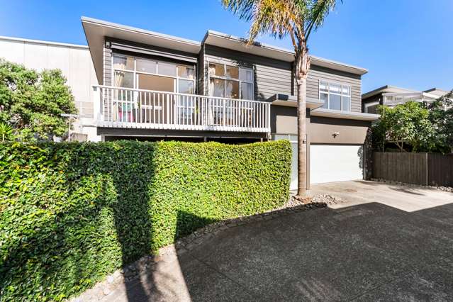 Standalone & Modern Living!