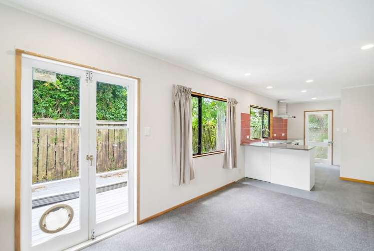 1b Pelham Avenue Point Chevalier_2