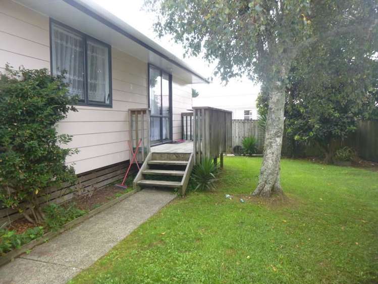 24a Justin Place Te Atatu Peninsula_1
