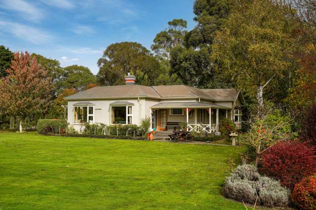 One-of-a-Kind Pegasus Villa - Escape the Ordinary