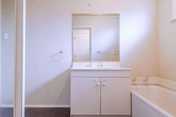 39 Akaroa Avenue Awapuni_13