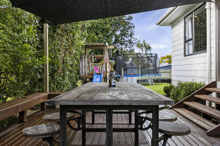 7 Leaming Place Clarks Beach_18