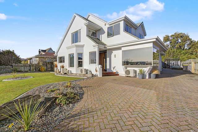 Substantial Living, Exceptional Style on Gimblett
