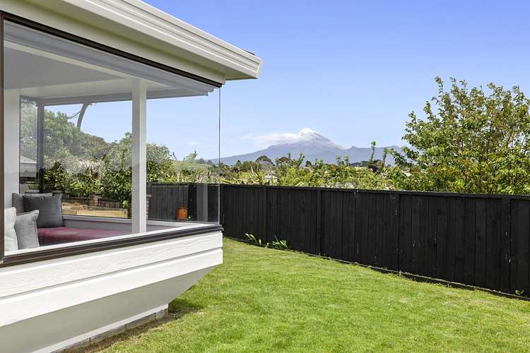 13 Tamati Place Merrilands_18