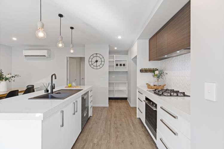 33 Tiny Hill Drive_4