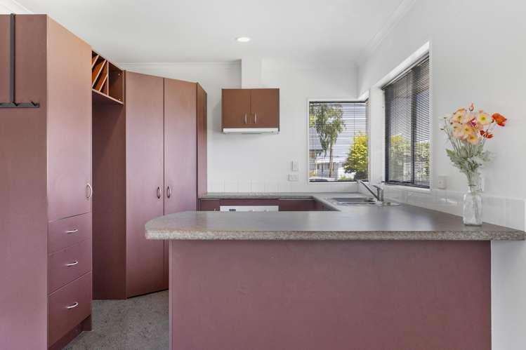 1/10 Frederick Street Two Mile Bay_4