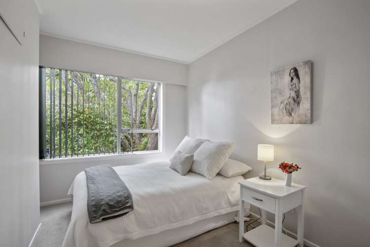 208 Barnard Street Wadestown_16