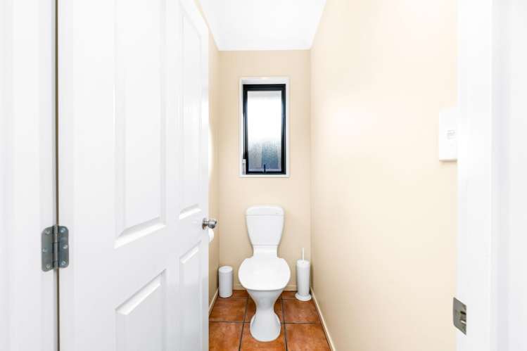 8 Thornaby Close Burnside_18