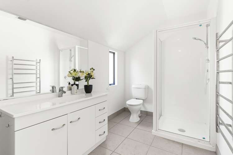 5b Tipene Place Meadowbank_7