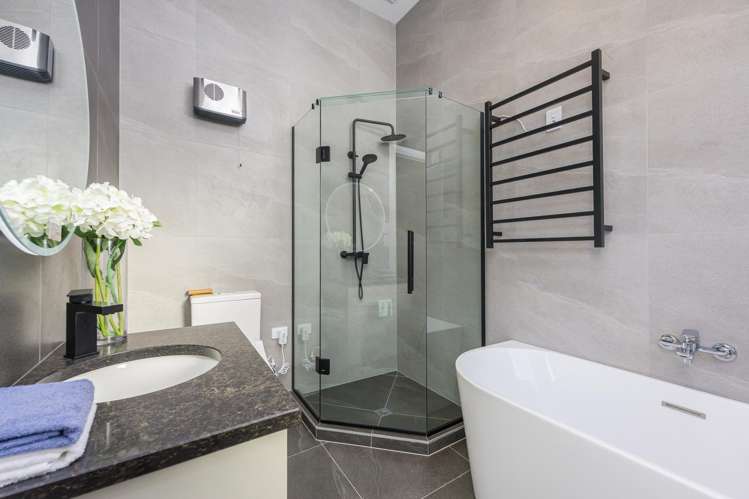 24 Karaka School Lane Papakura_26