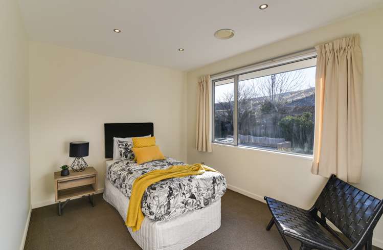 42 Erskine Street Dalefield/Wakatipu Basin_13