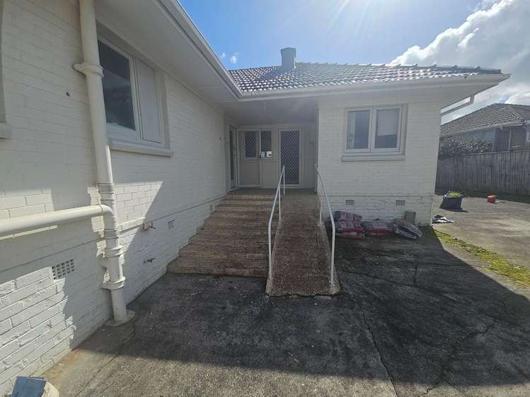 53 Halver Road Hillpark_3
