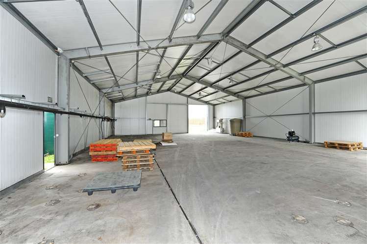 1320 West Coast Road West Melton_10