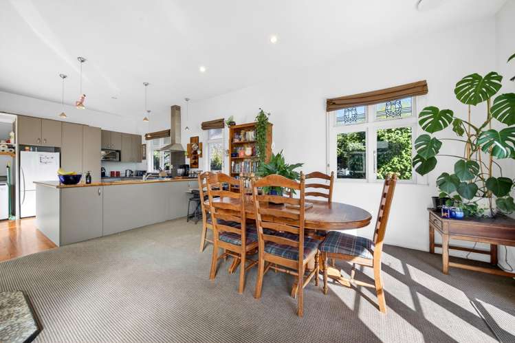 8 College Street Masterton_12