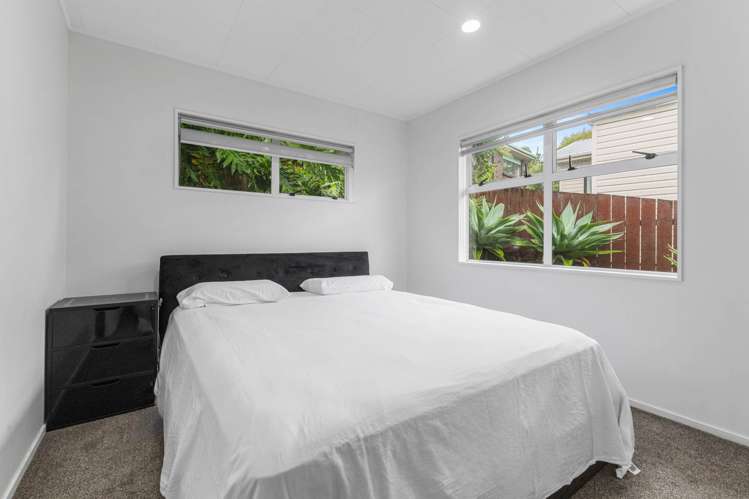 2/12 Phoenix Place Papatoetoe_5