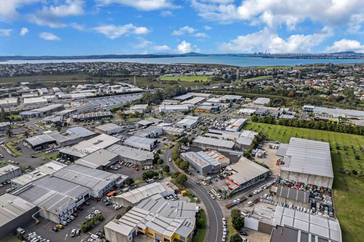 25 Paramount Drive Henderson_13